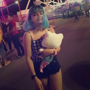 Meet your Posher, Georgette